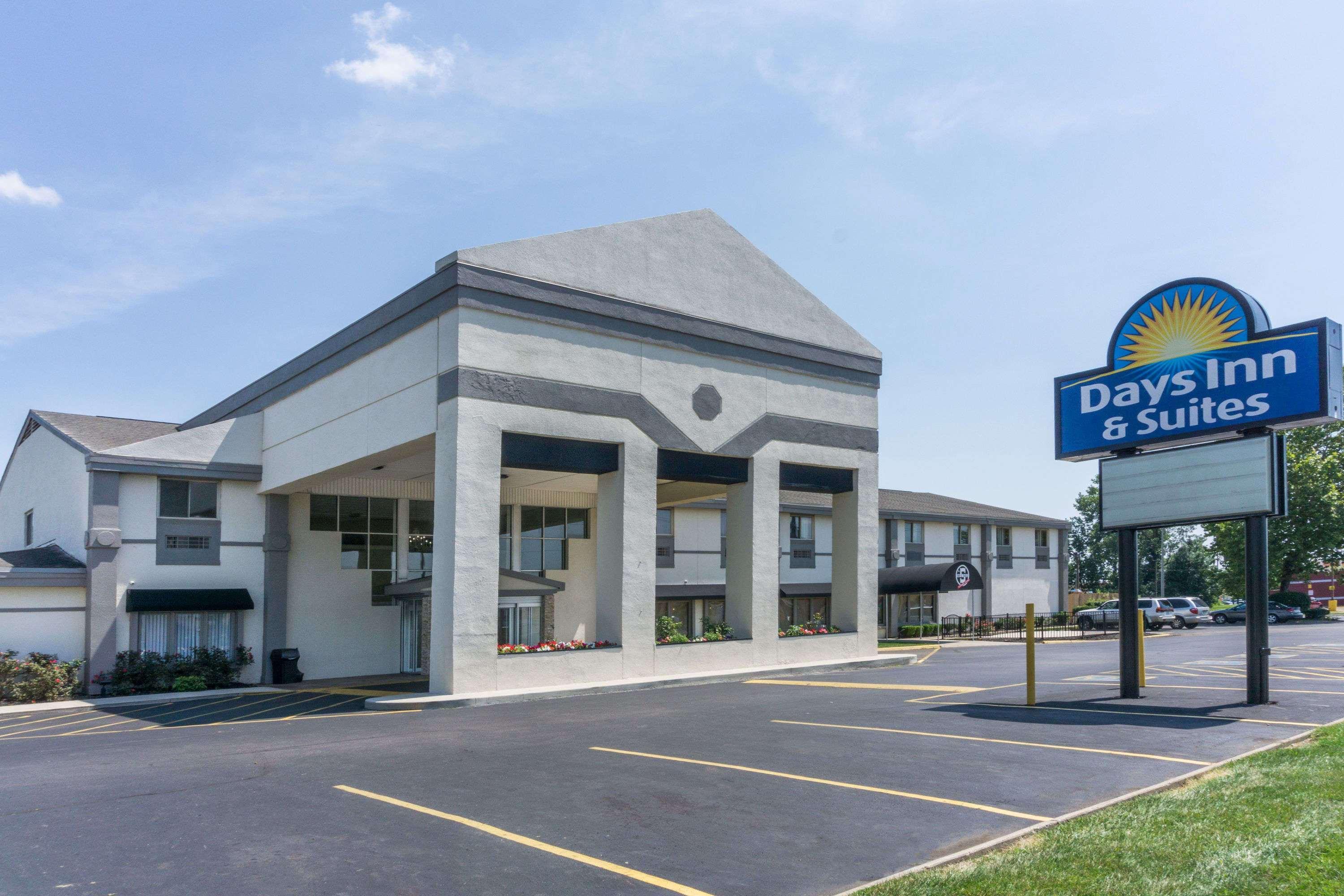 Days Inn By Wyndham Columbus East Airport Экстерьер фото